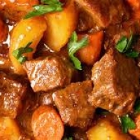 طاجن لحمة بالخضار